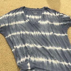American Eagle tie dye shirt